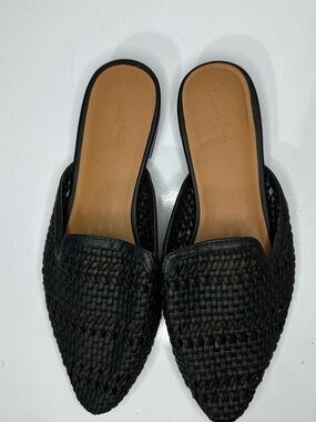 Universal Thread Black Woven Pointed-Toe Mules